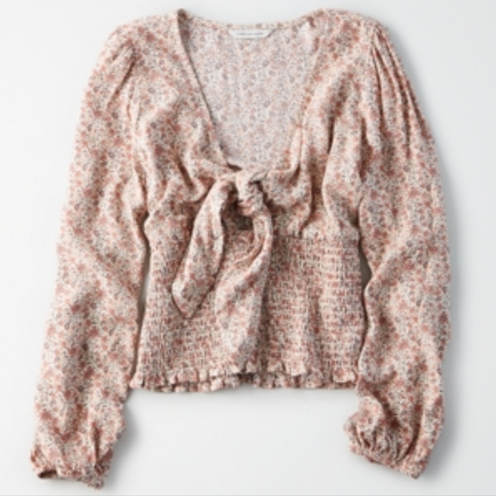 American Eagle floral smocked long-sleeve, tie front, white/dusty pink, medium